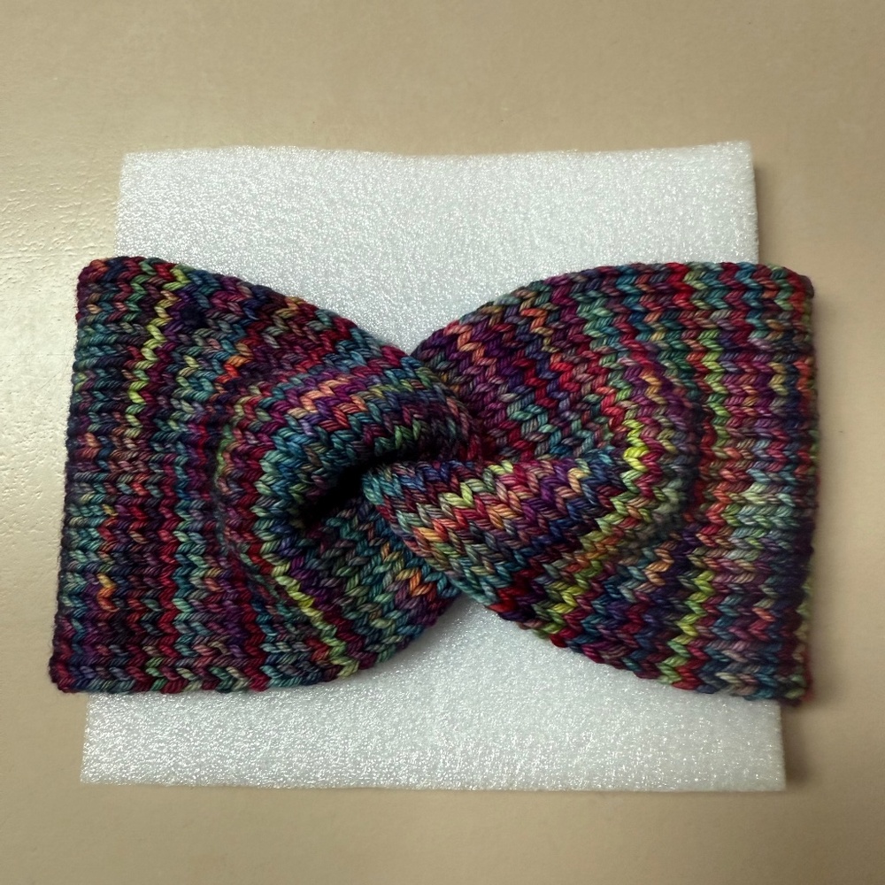 OOAK Ear Warmer - twisted knot - Anniversario colorway